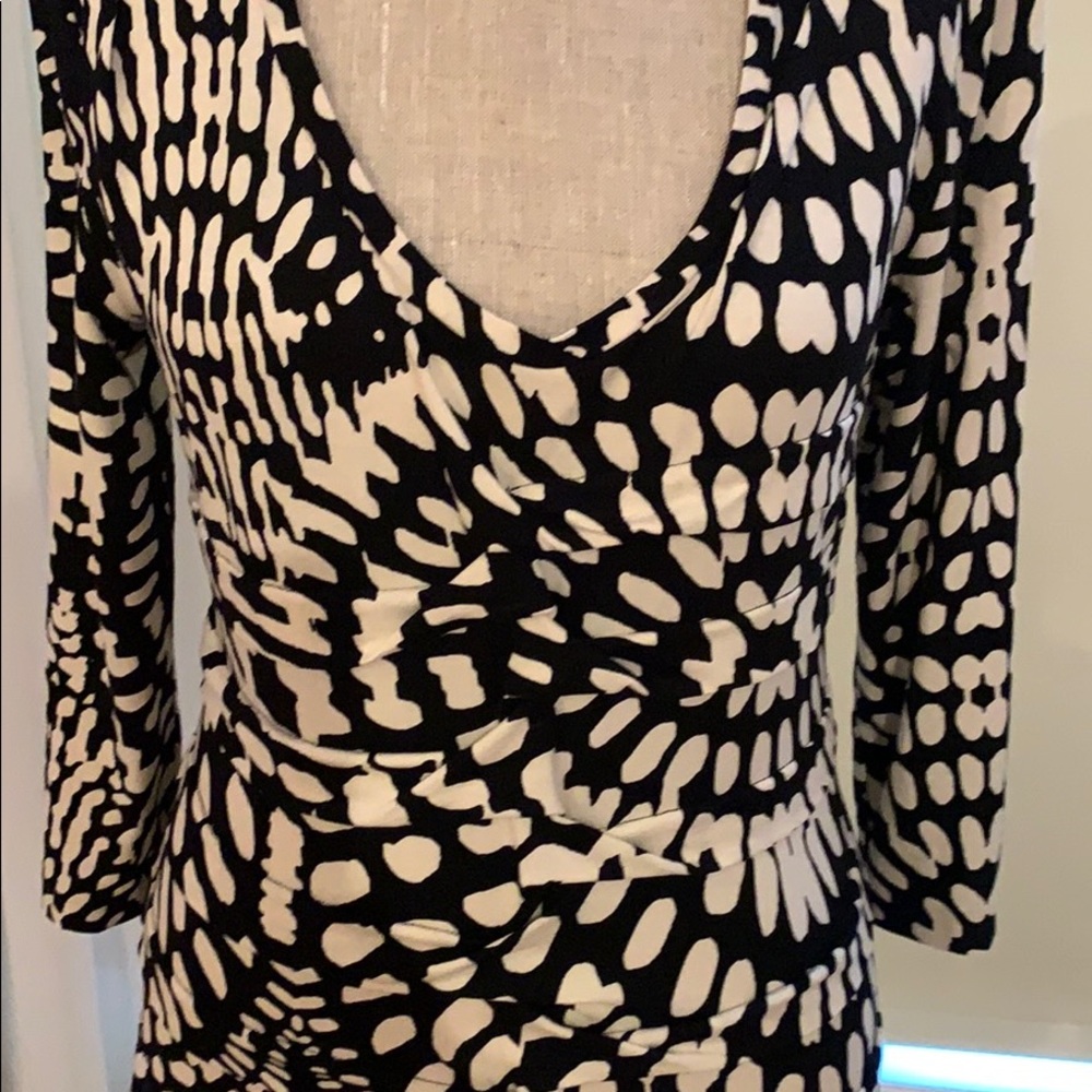 Dress - Picture 2 of 5